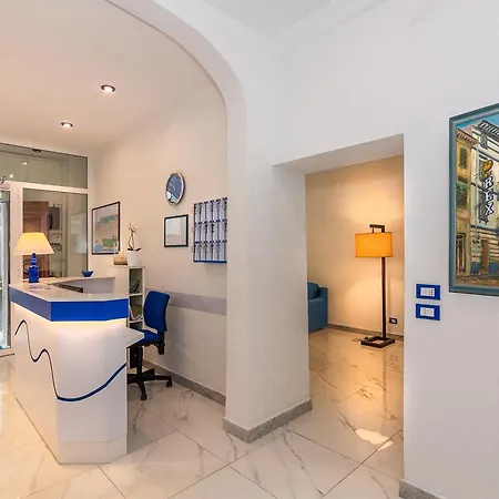 Rex Hotel
