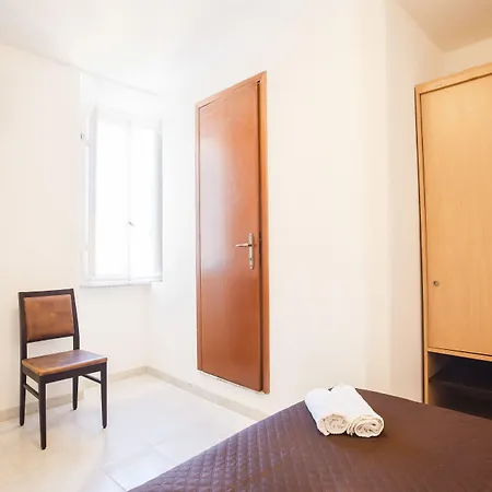 Rex Hotel