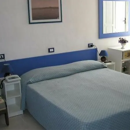 Rex Otel 2*