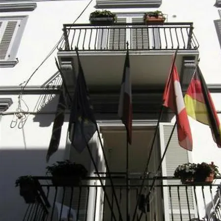 Rex Отель Виареджо